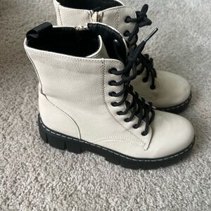 UNIONBAY Cream and Black Combat Boots